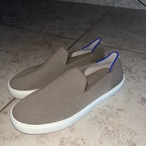 ROTHYS ORIGINAL SLIP ON SNEAKER- LATTE